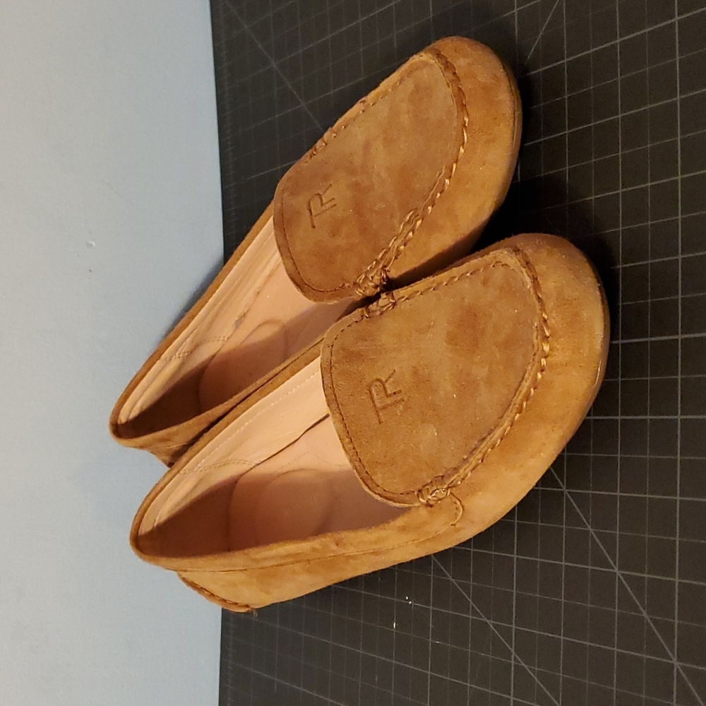 Taryn Rose Tan Suede Weatherproof Karen Loafers, 9B, Brand New